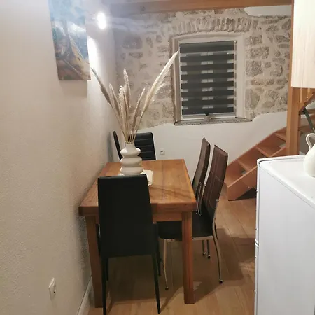 Runjini Dvori Kukljica
